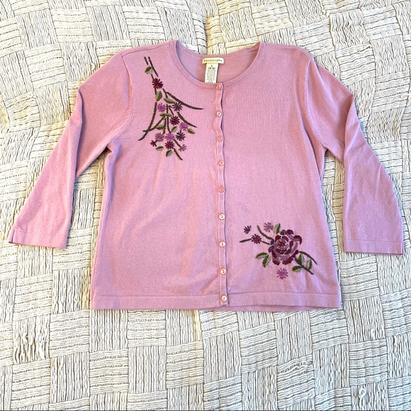 Vintage Apostrophe lilac cardigan w/ beautiful floral embroidery,great condition - Picture 1 of 8